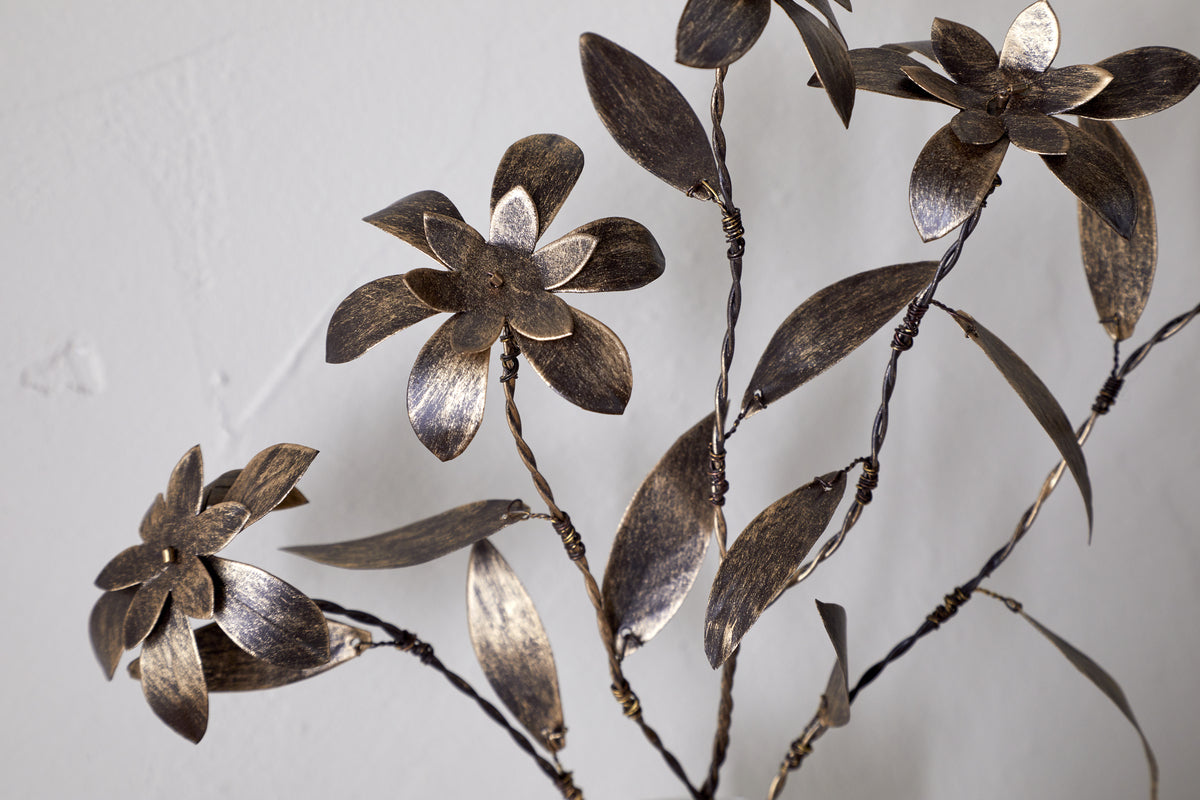 Svara Stem Flower - Antique Brass
