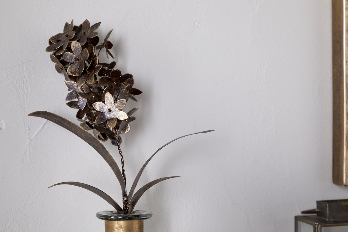 Svara Stem Hyacinth - Antique Brass