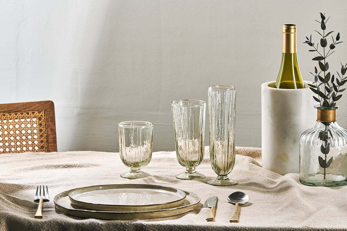 Sigiri Small Wine Glass - Clear - (Set of 4)