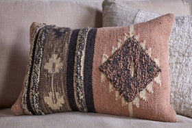 Tussi Sia Cushion Cover - Dusty Pink