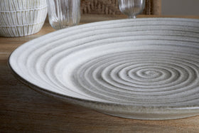 Valinha Earthenware Round Platter - Grey