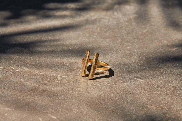Atili Double Bar Ring Band
