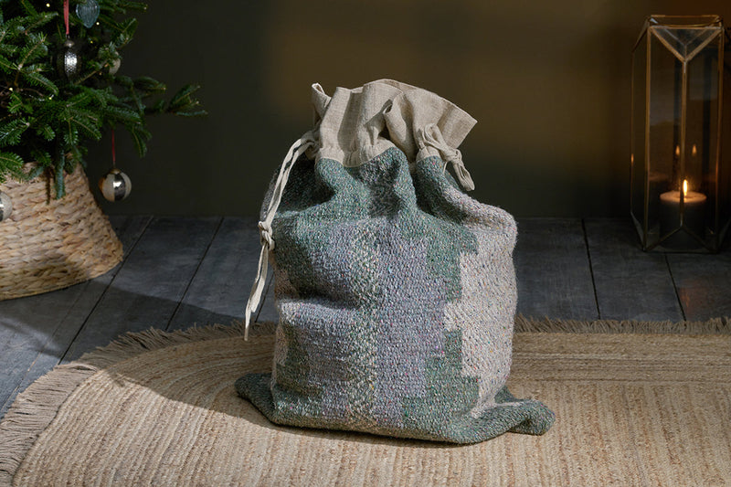 Dhanda Recycled Wool Sack - Moss & Natural