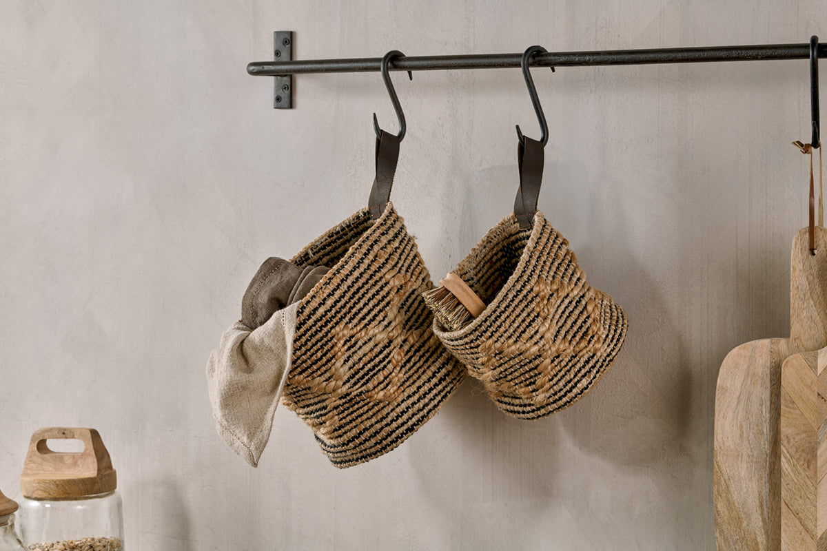 Mannu Cotton & Hemp Wall Hung Basket - Natural & Black