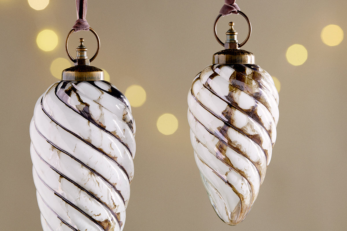 Maran Giant Bauble - Gold & Cream