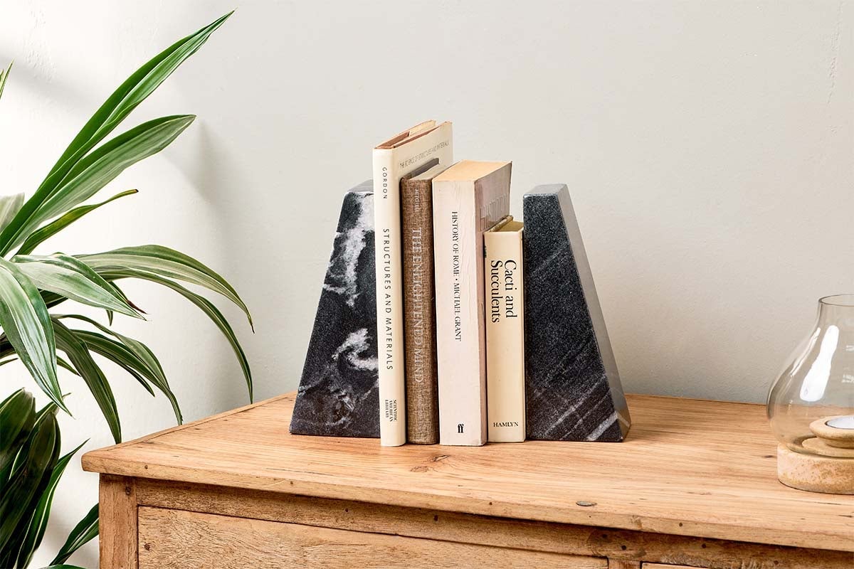 Nkuku DECORATIVE ACCESSORIES Juda Marble Bookends