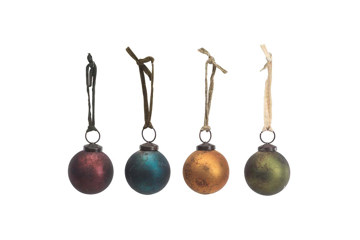 nkuku CHRISTMAS DECORATIONS Oko Baubles (Set of 4)