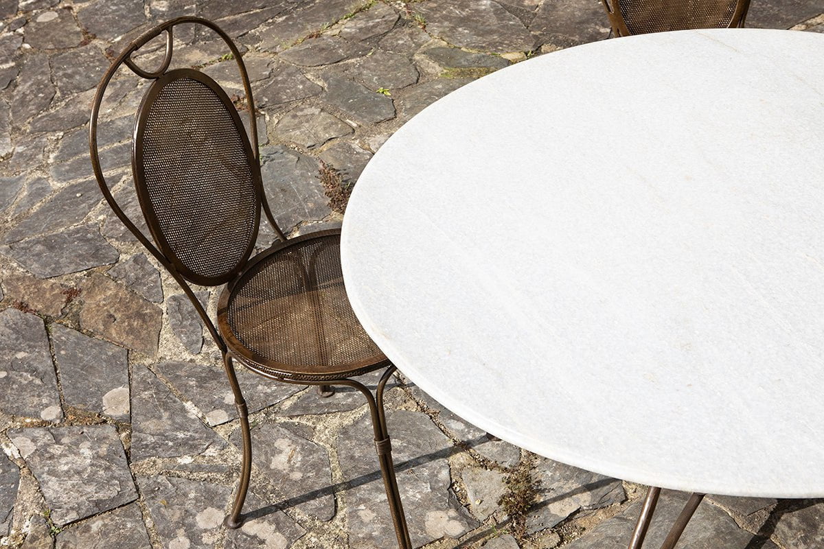 nkuku OUTDOOR LIVING Parwaha Marble Dining Table